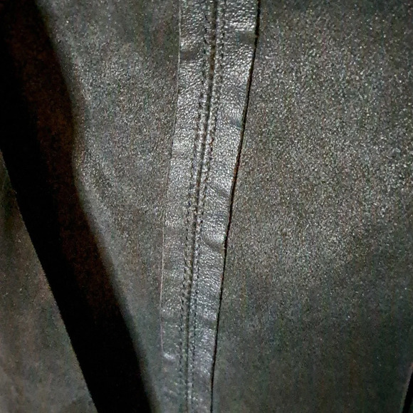 Rock & Republic Women's Black Leather Jacket - Picture 4 of 5